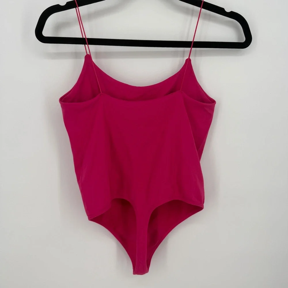 Intimately Free People Magenta Pink Spaghetti Strap Thong Bodysuit ML Scoop Neck